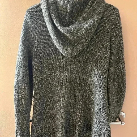 Keren Hart Long Sleeve Hooded Button Up Sweater Size Medium - Picture 7 of 8